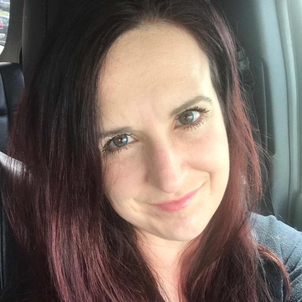 Meet your Posher, Adriana